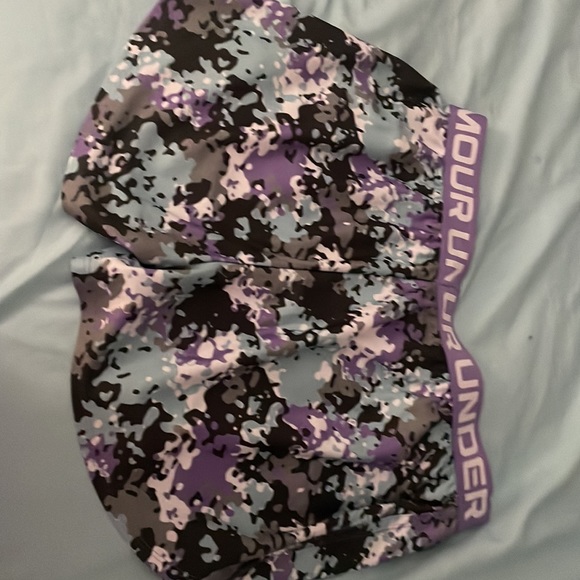 Under armour - Picture 2 of 2